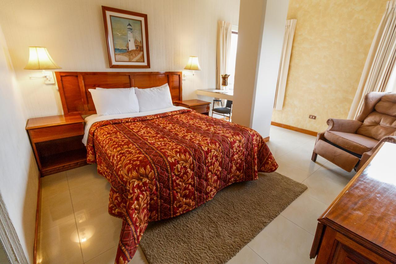 Hotel Anna Inn Olintepeque Εξωτερικό φωτογραφία