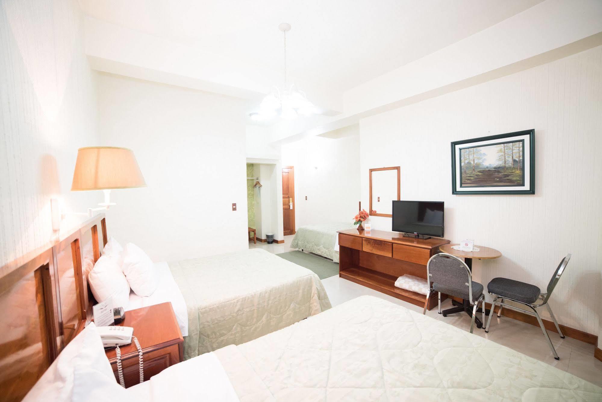 Hotel Anna Inn Olintepeque Εξωτερικό φωτογραφία