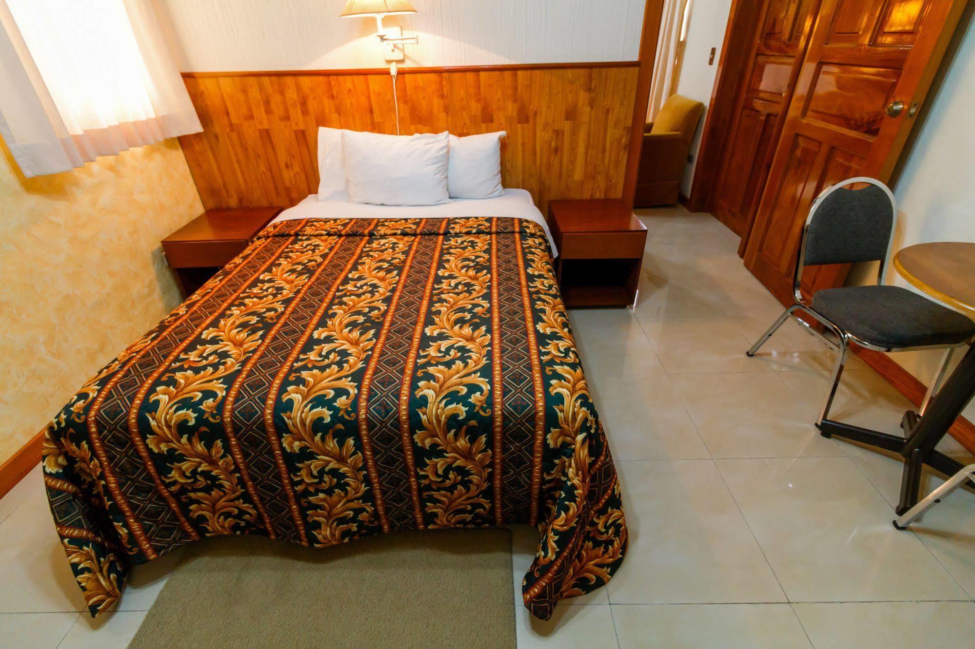Hotel Anna Inn Olintepeque Εξωτερικό φωτογραφία