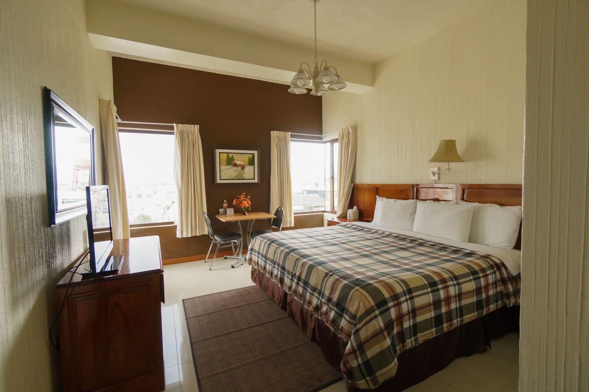 Hotel Anna Inn Olintepeque Εξωτερικό φωτογραφία