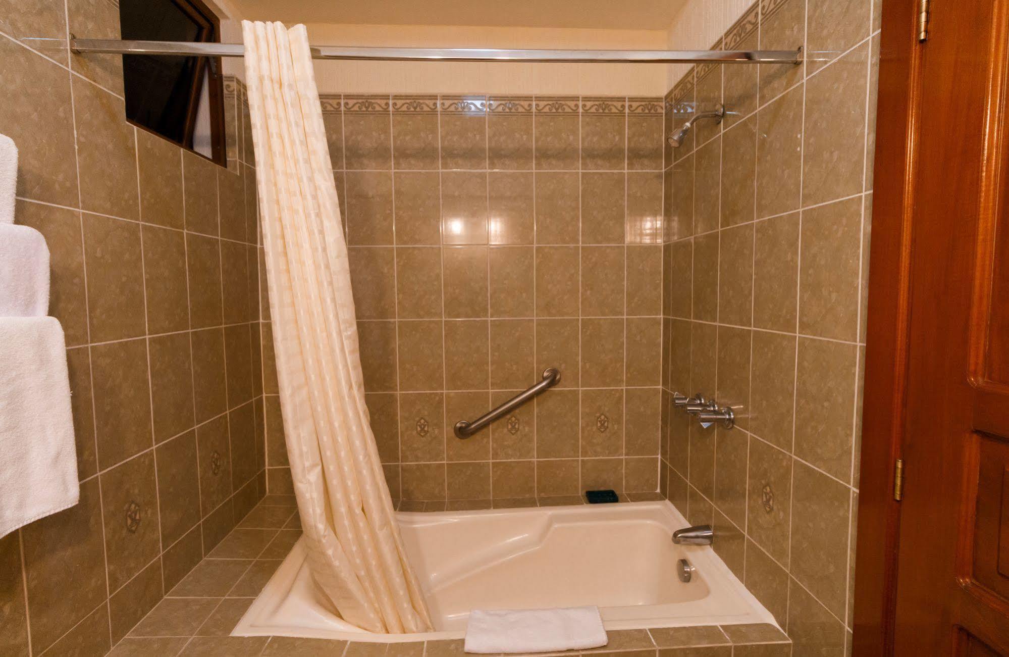 Hotel Anna Inn Olintepeque Εξωτερικό φωτογραφία