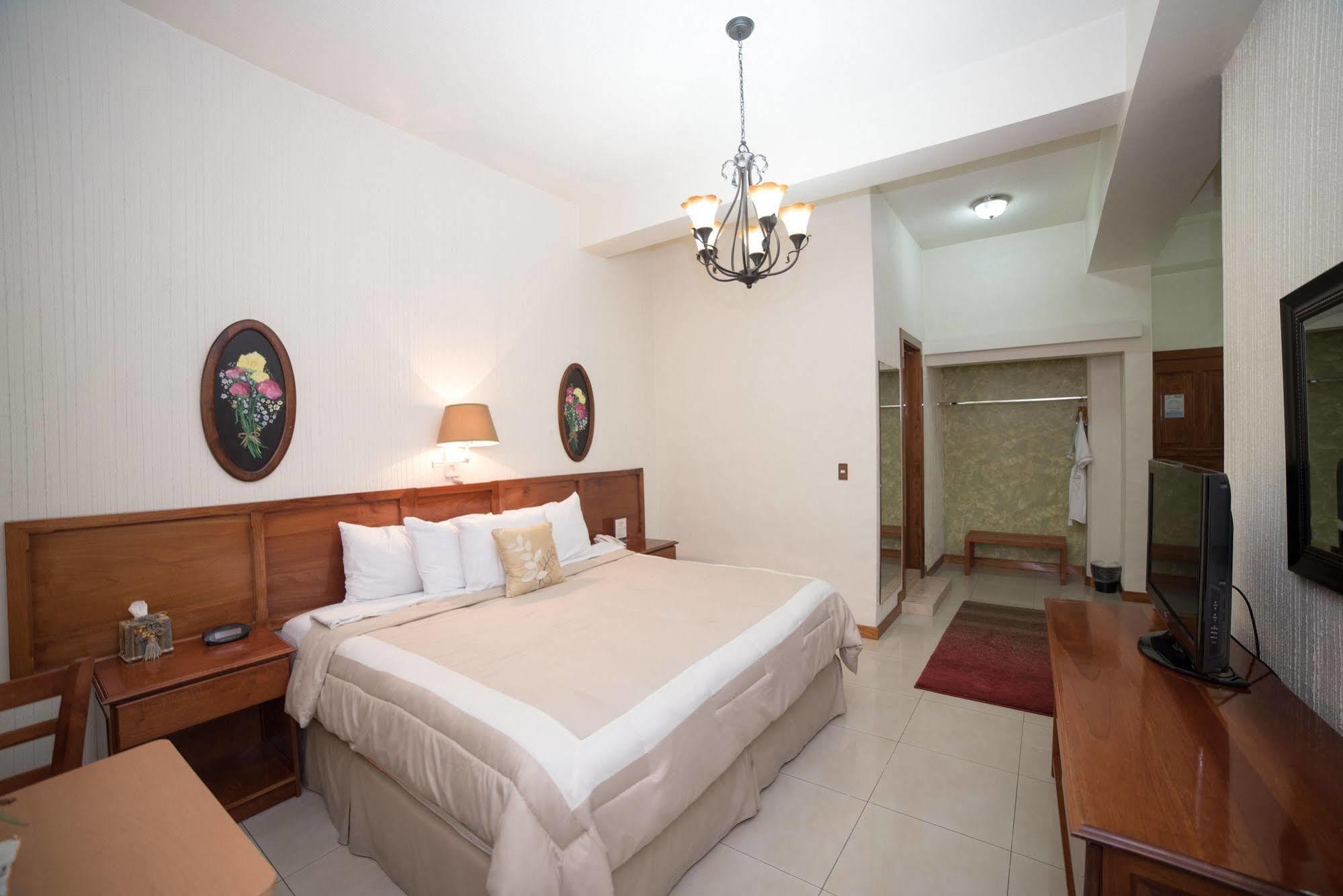 Hotel Anna Inn Olintepeque Εξωτερικό φωτογραφία