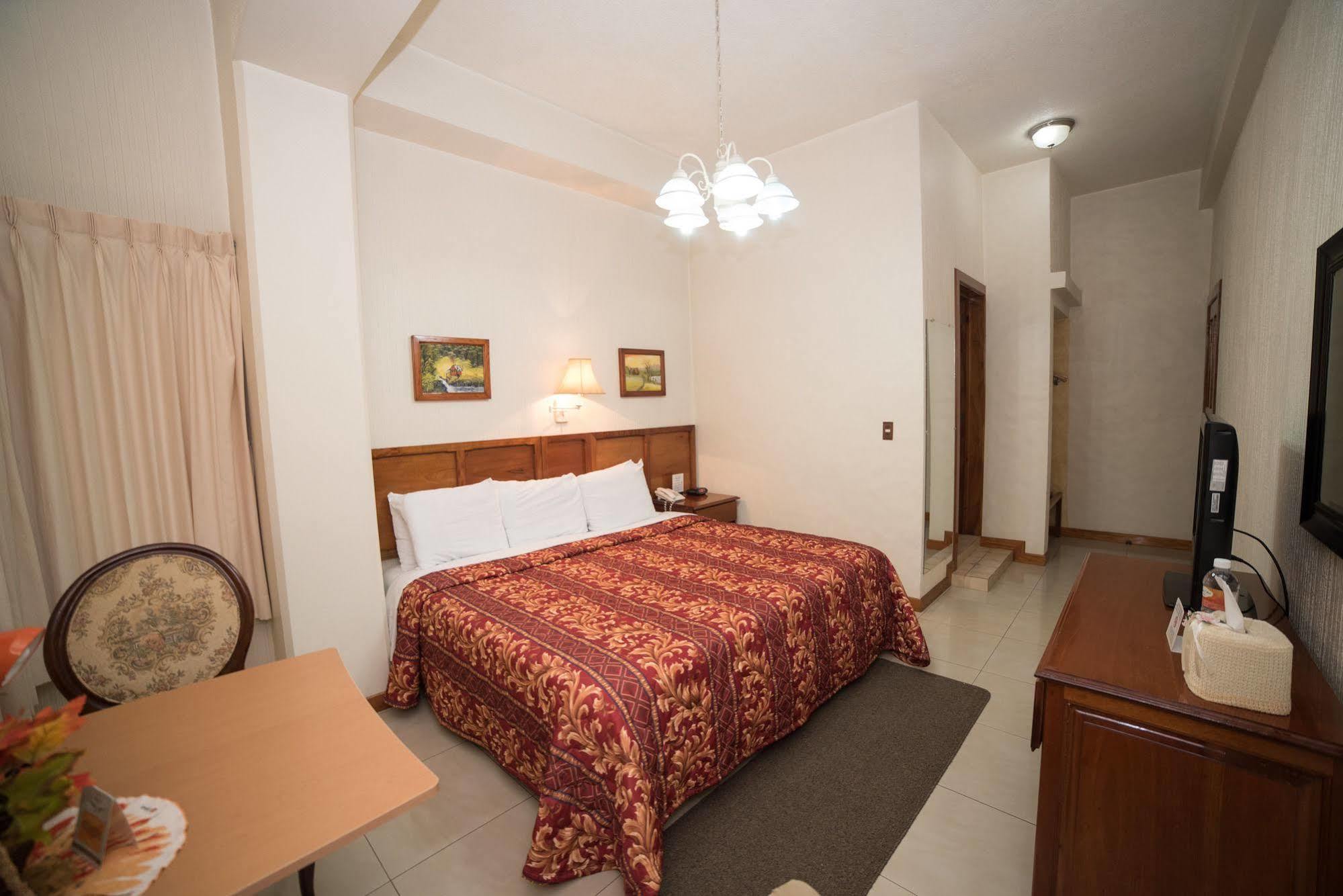 Hotel Anna Inn Olintepeque Εξωτερικό φωτογραφία